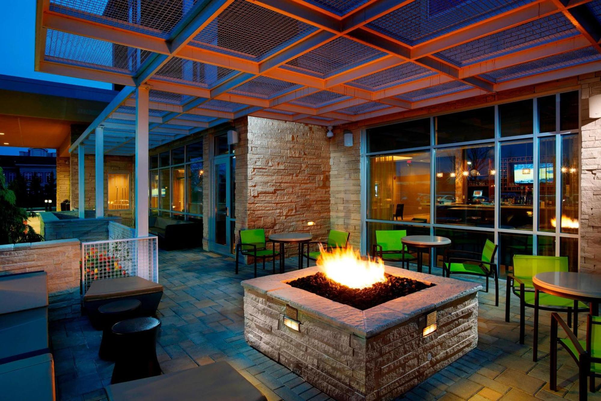 Springhill Suites By Marriott Dayton Beavercreek Exterior foto